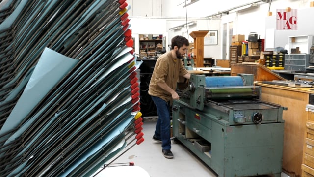 Aperçu de la vidéo : Imprimeur sur presses anciennes
