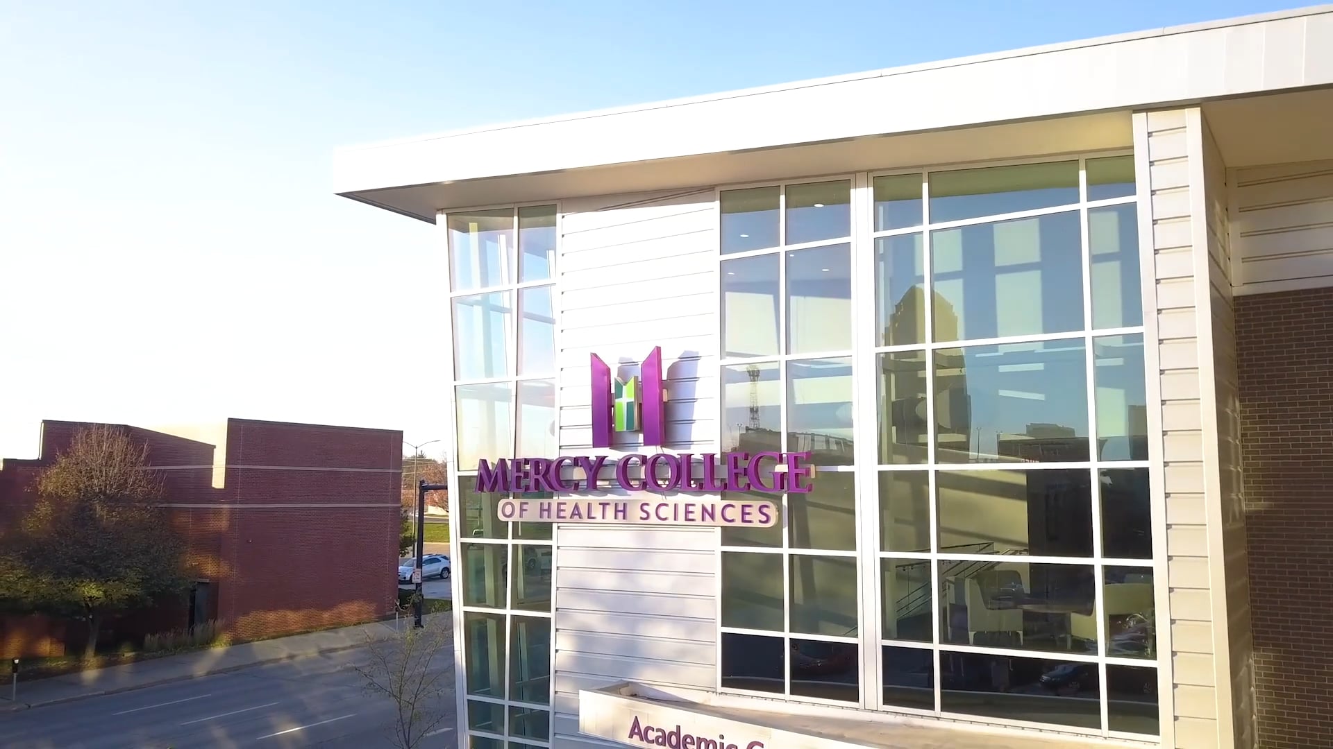 Tour the Best Healthcare College Campus | Mercy College of Health Sciences