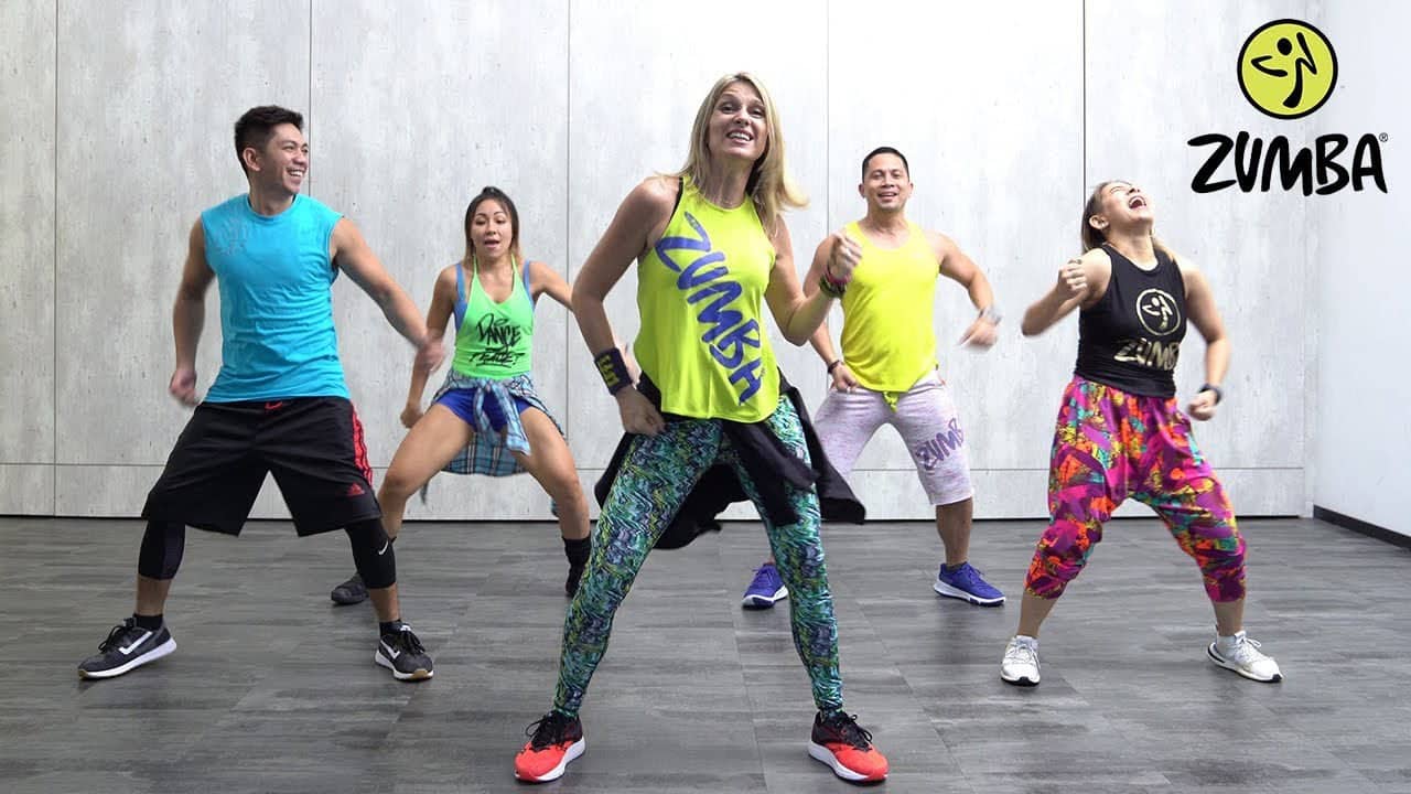 40 Min ZUMBA with Eva on Vimeo