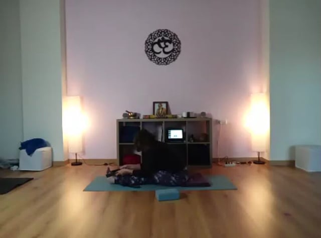 Paschimatanasana, el estiramiento posterior.