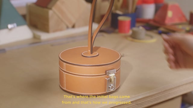 MOYNAT_MINI_MACARON_16/9