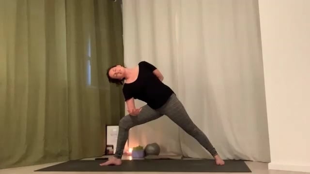 Forrest Yoga // Beginner Class: Connect to Breath // 45 min