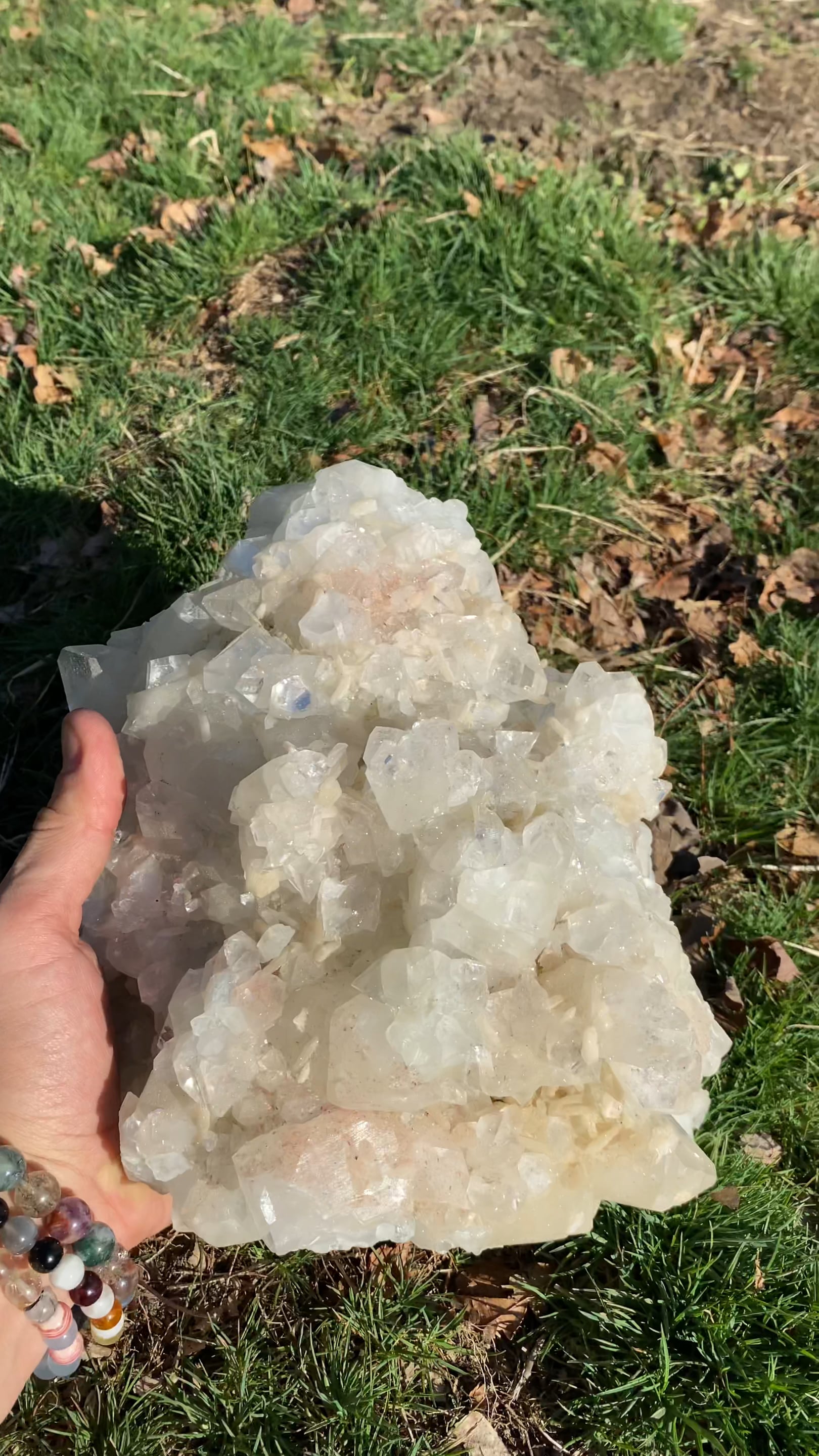 Indian Zeolite 86 on Vimeo