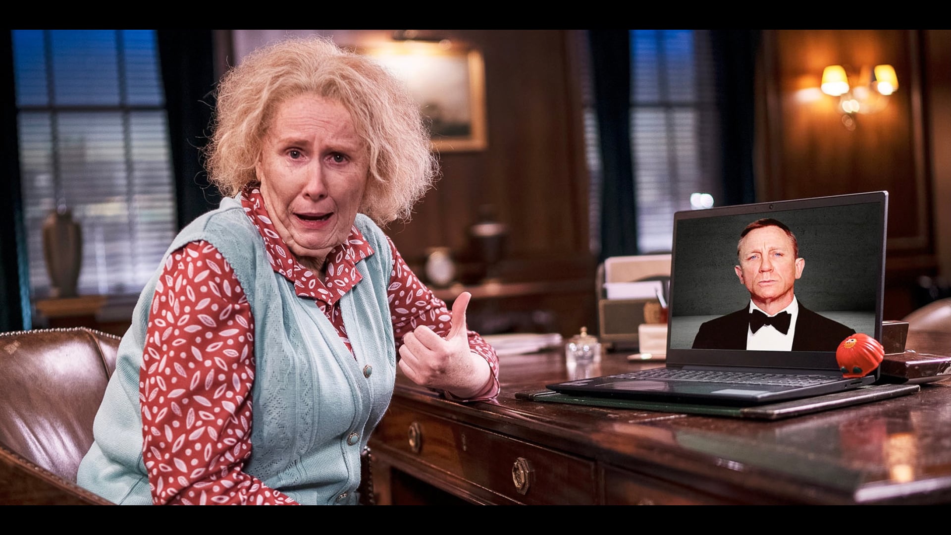 Nan meets Bond