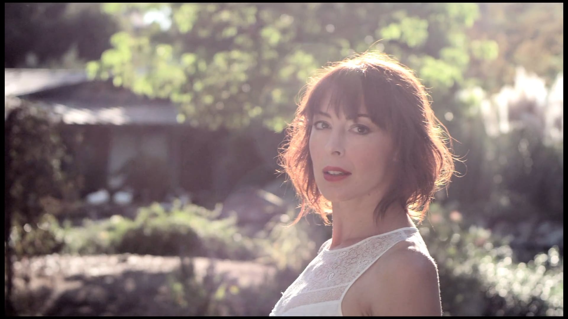 "Hey Hey" Director/ DP : Mark David