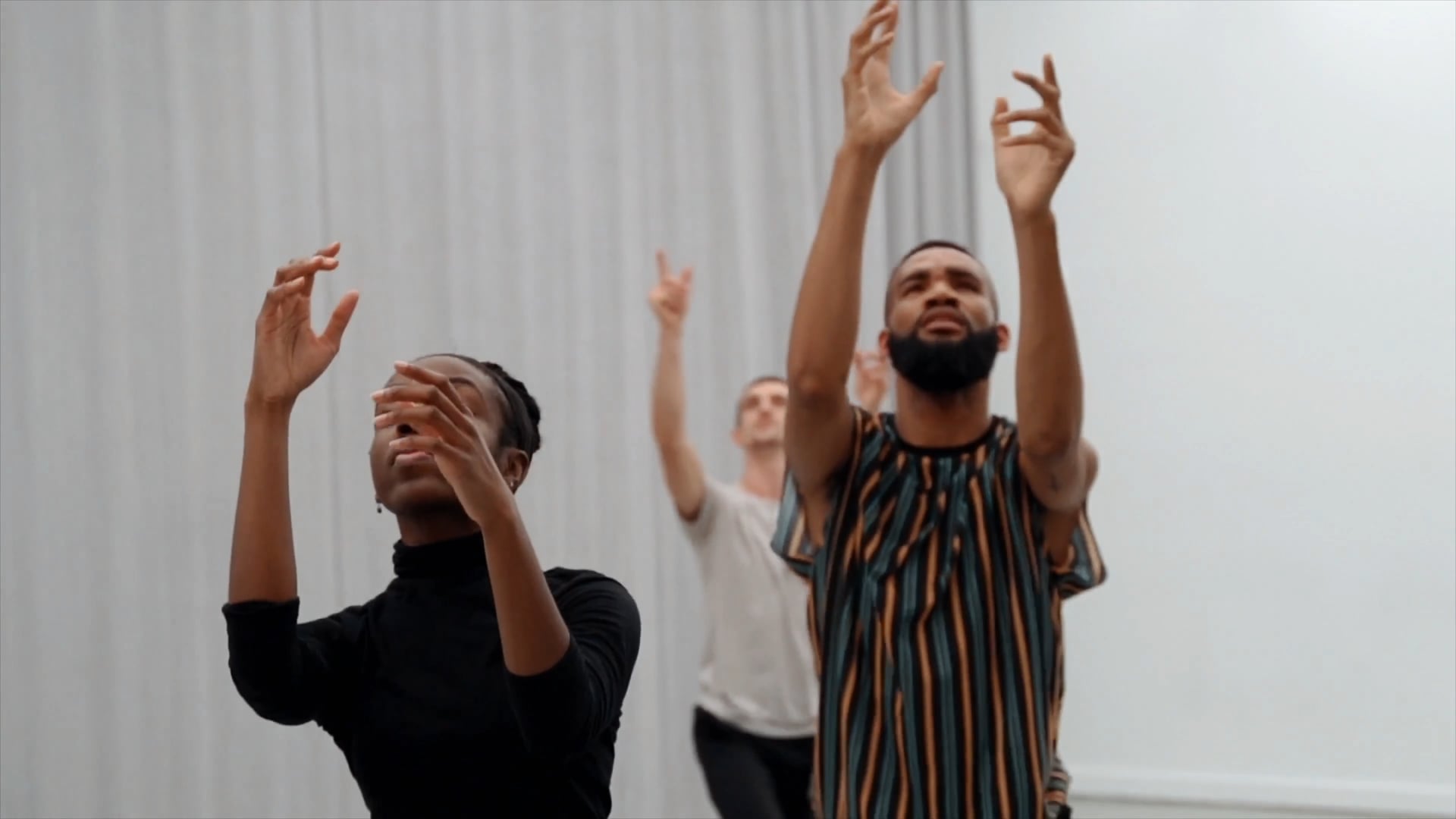 We Lift Our Voices to God