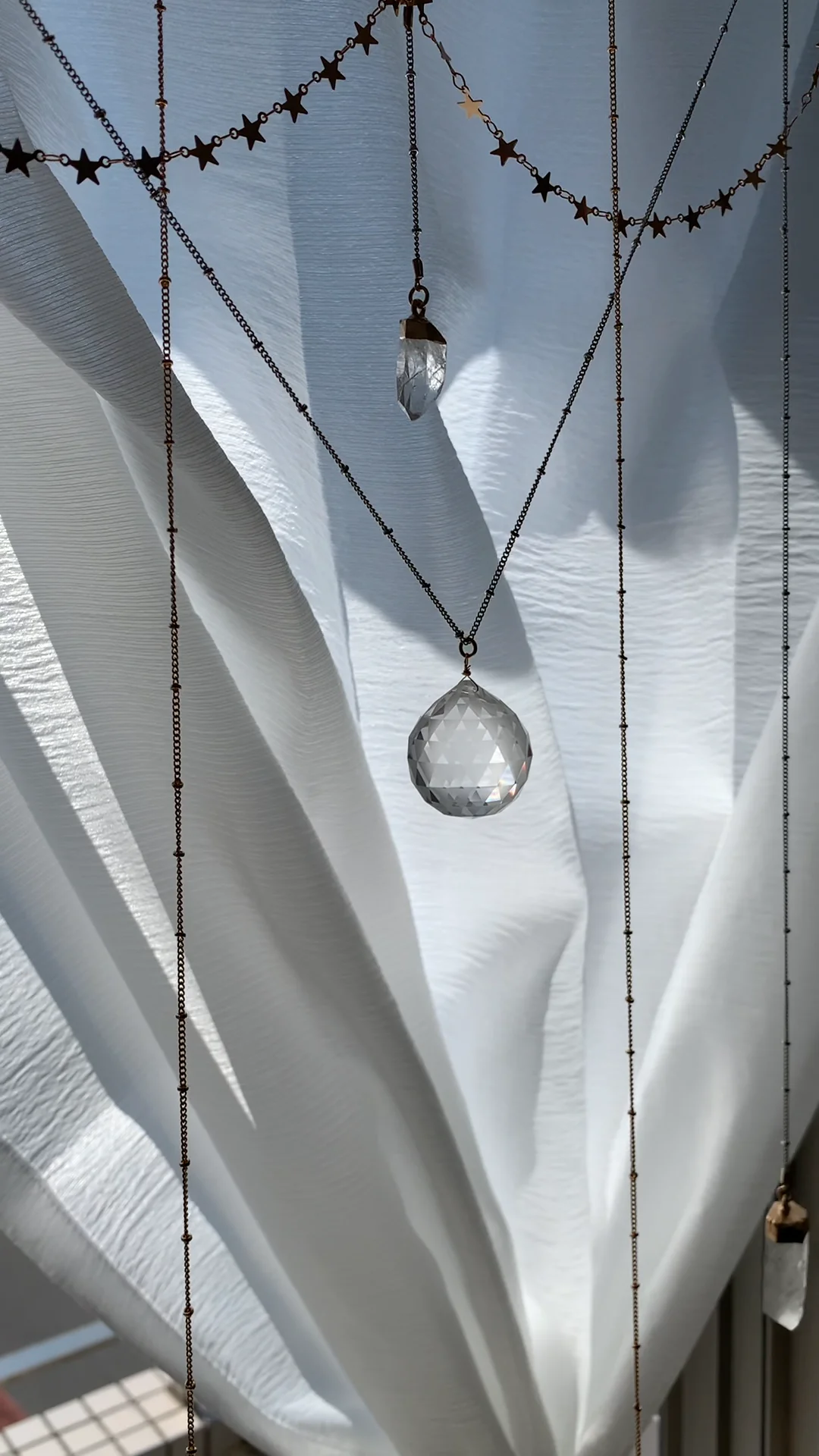 さーちん様♡*.スワロフスキー♡ガーランド.。.:*☆♡*.+サンキャッチャー ガーランド型クリスタルサンキャッチャー 天然原石ポイント