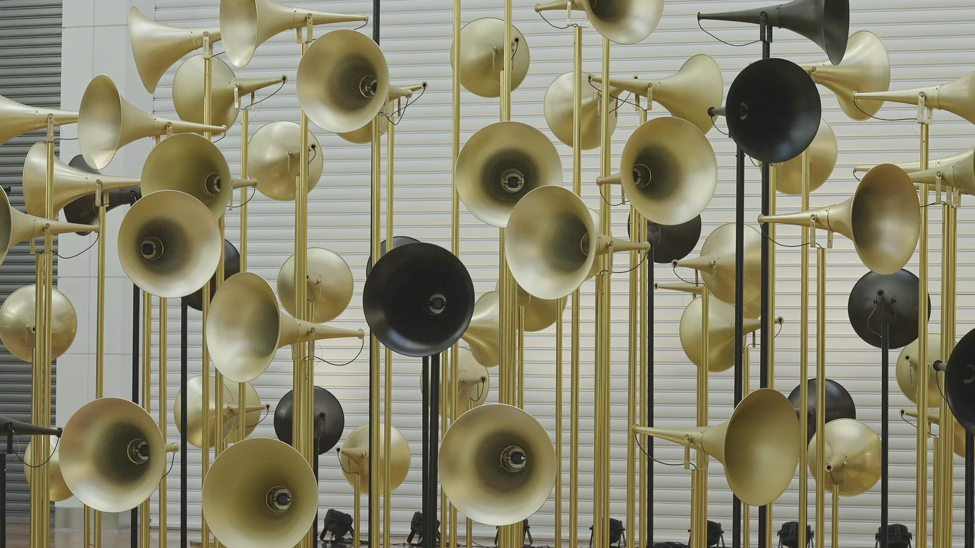 Yuri Suzuki | Crowd Cloud