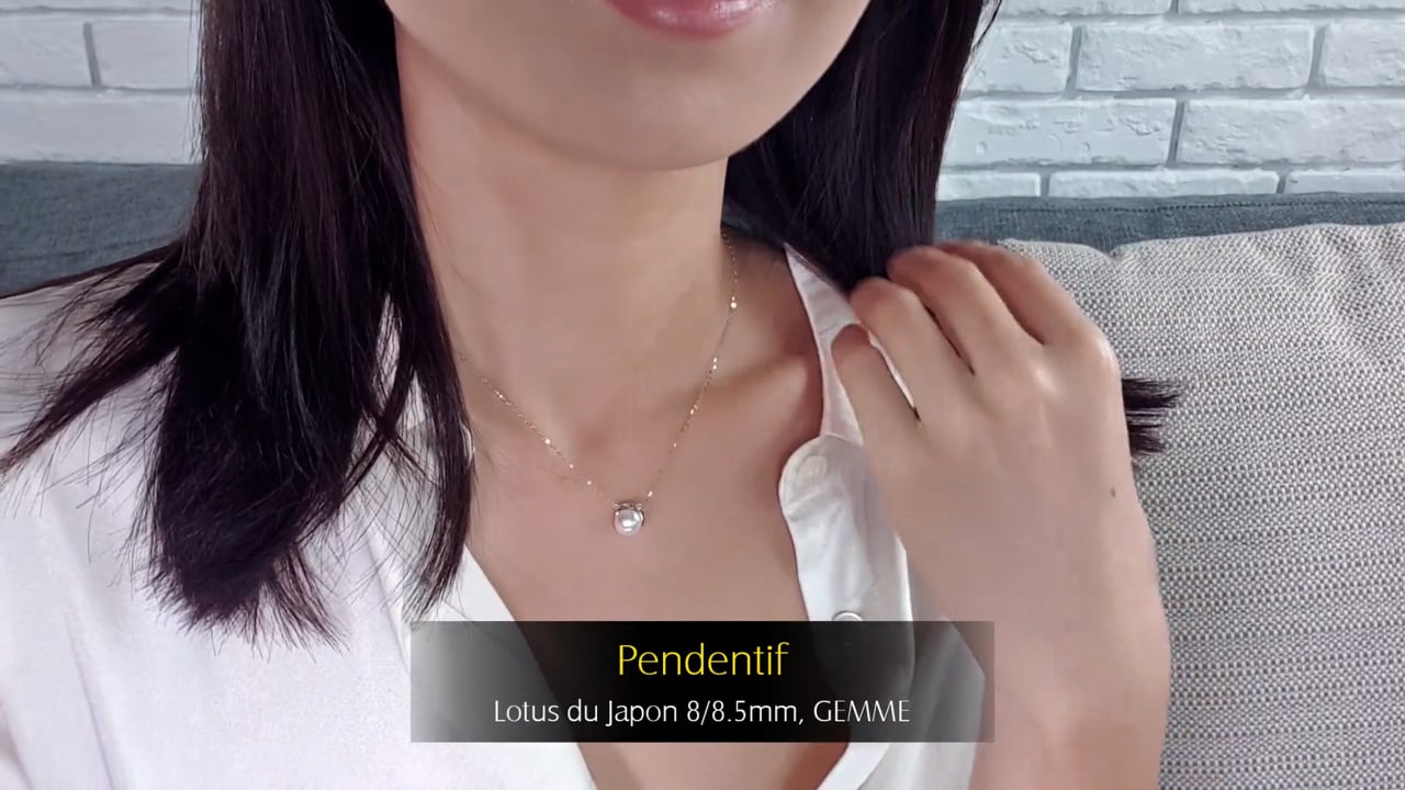 Ciondolo Lotus del Giappone - Oro Giallo/Bianco & Perla Akoya 8/8.5mm, GEMME | Gemperles