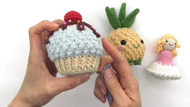 Truco para poner los ojos de seguridad a los amigurumis mas fácil y rápido  