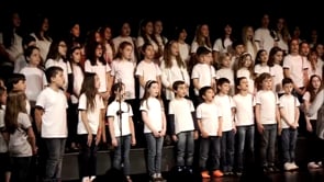 Coro Colegio Lincoln - 04 Quién no necesita- Muestra 2016