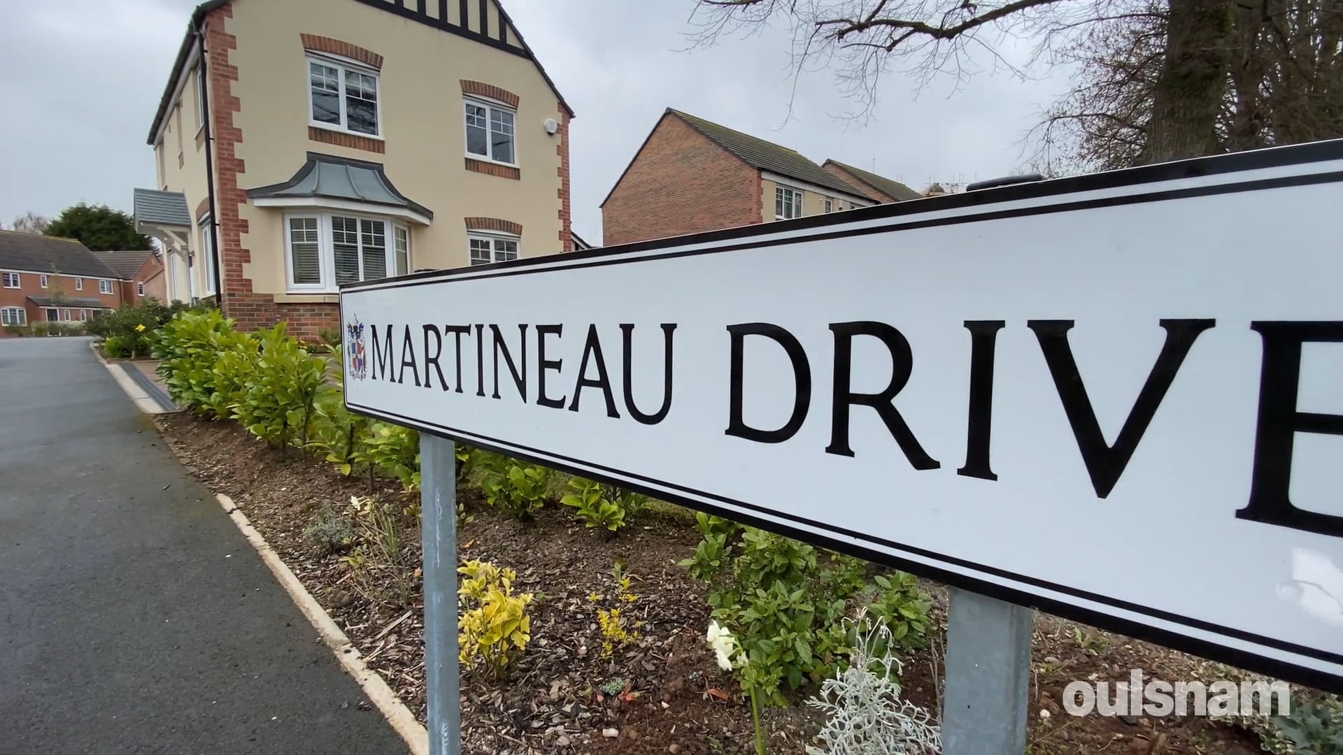 5 Martineau Drive on Vimeo