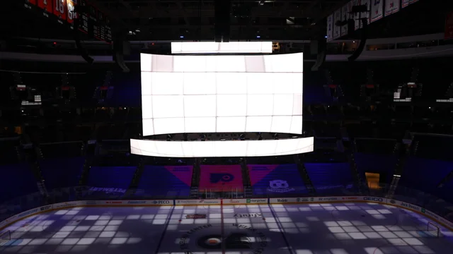 At the Rink: Philadelphia Flyers Flex Potential of 4K Kinetic Centerhung as  Fans Return to Wells Fargo Center