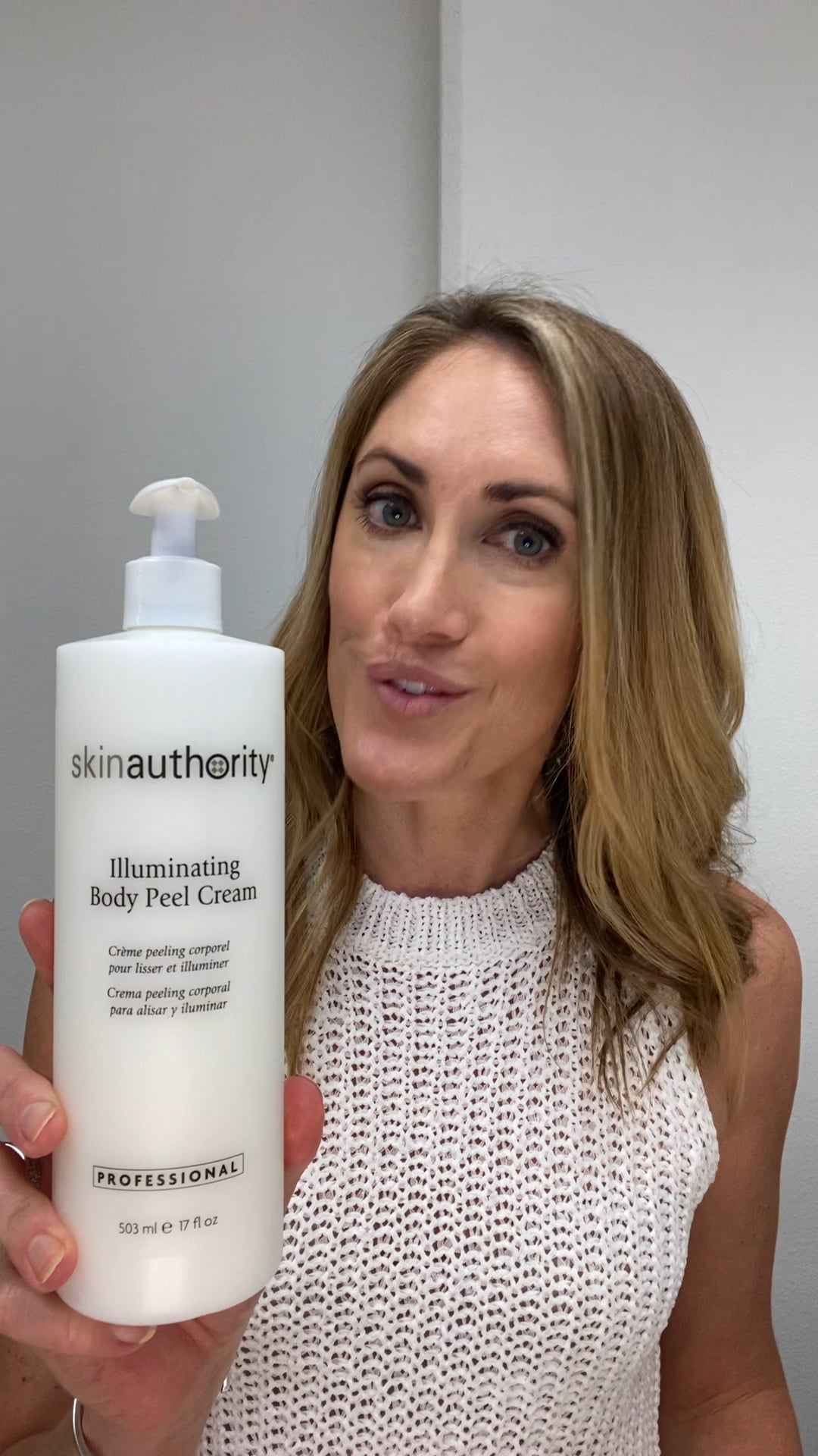 skin-authority-product-knowledge-illuminating-body-peel-wrap