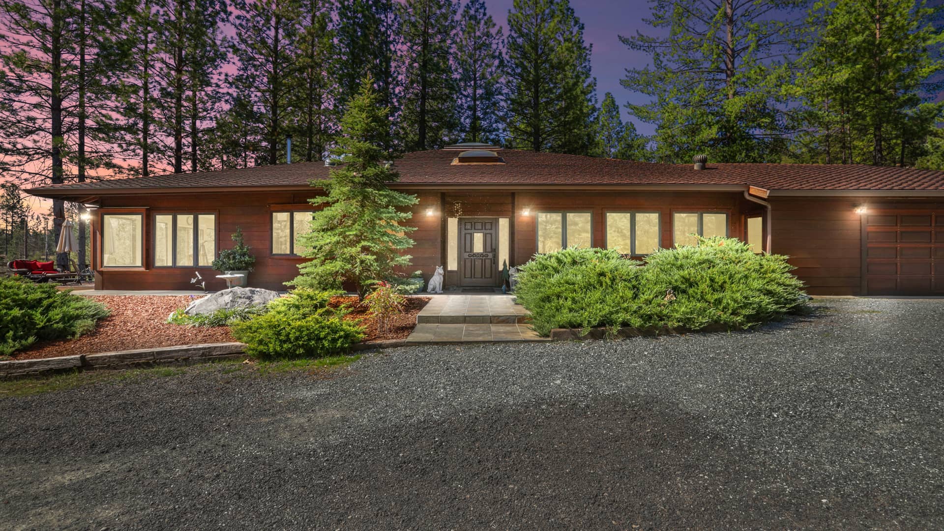 Slideshow Video of 10415 McMahon Road Coulterville, CA on Vimeo