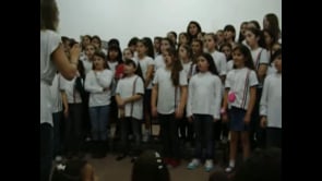 Coro Colegio Lincoln - Cantemos para Ayudar -  Hitori- 2011