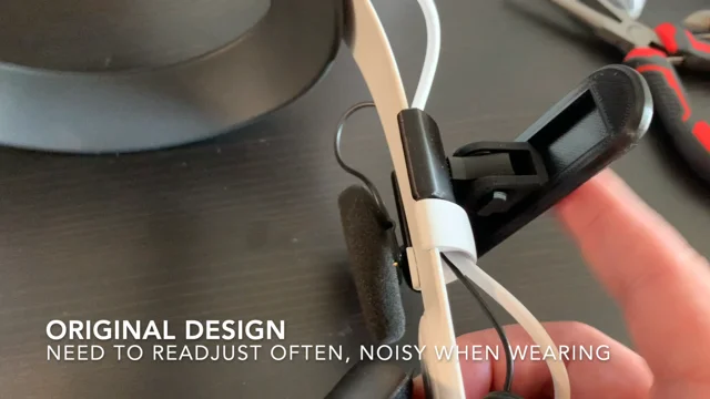 Sturdy Oculus Quest 2 Headphone Mount