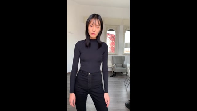 Olivia Yang Walking Video Clothes.mov