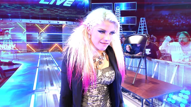 WWE TLC 2016 - Becky Lynch vs Alexa Bliss