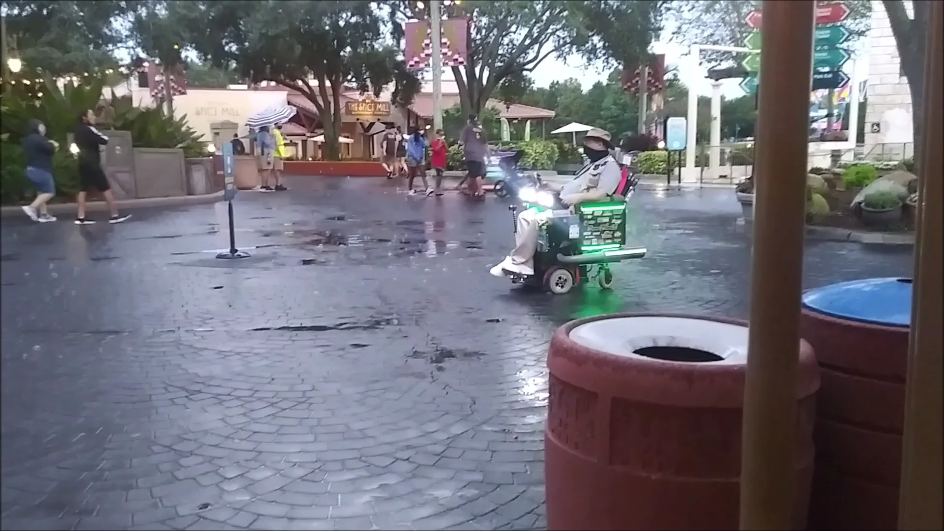 Wheelchair Seaworld.mp4 on Vimeo