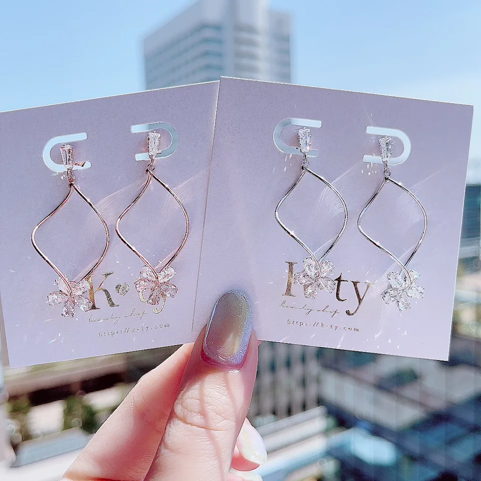 KTピアス Shining Zirconia Flower ピアス | KTY