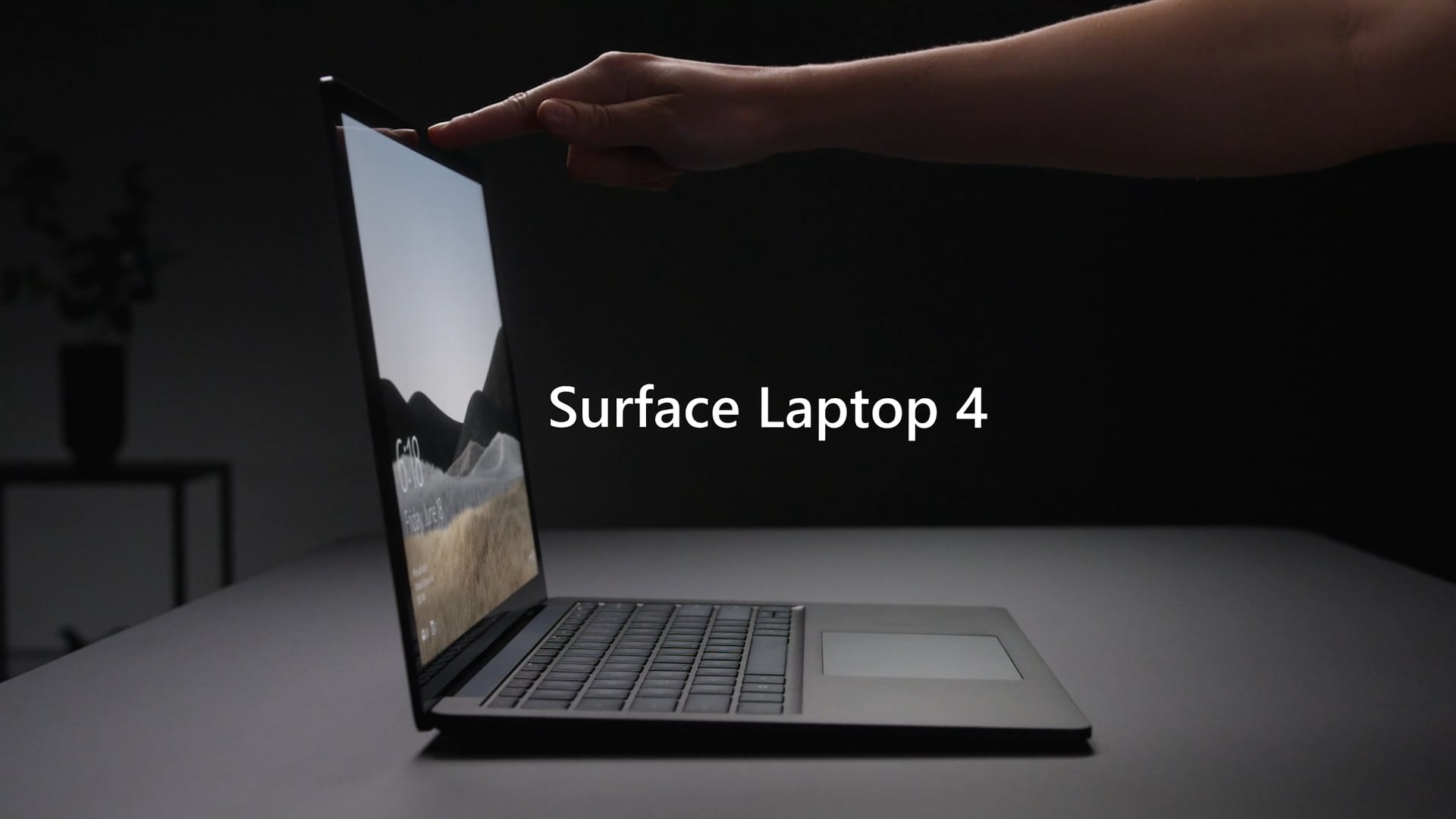 Microsoft x Surface Laptop 4