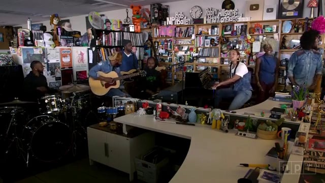 Fallin' - Alicia Keys live at Tiny Desk on Vimeo