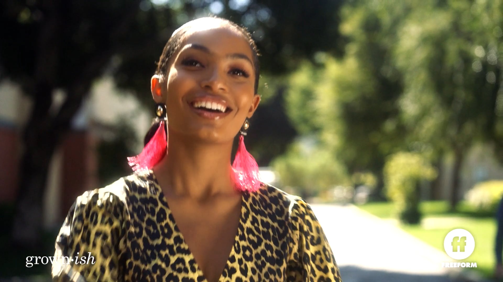 GROWNISH SEASON 3 TRAILER FIRE ROUGH MX.mov