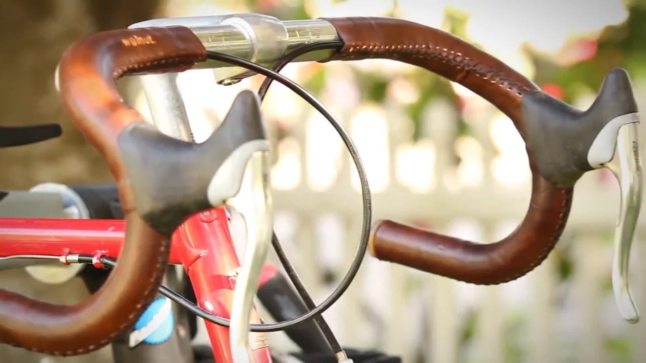 Braided Leather Bicycle Handlebar Tape - Walnut