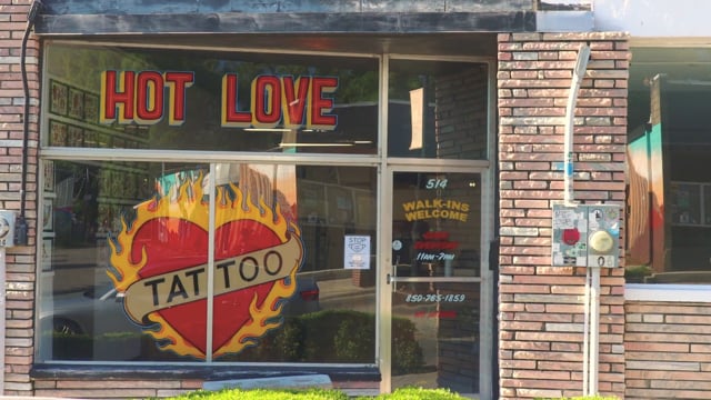 Hot Love Tattoo