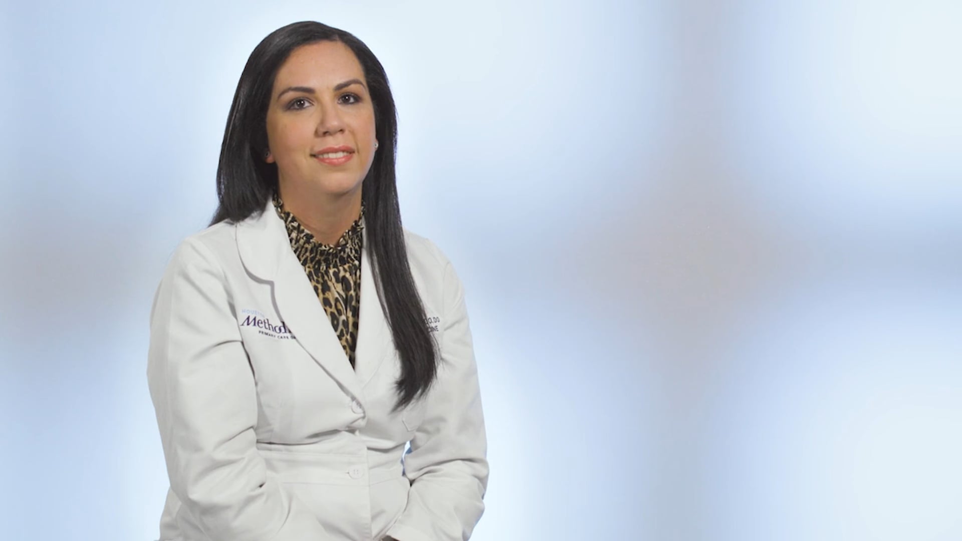 About me video of Dr. Mariana Hurtado