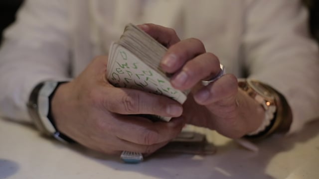 Guatemala's Psychic EP2: The Art of Tarot