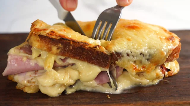 Croque Monsieur - the ultimate ham & cheese sandwich!