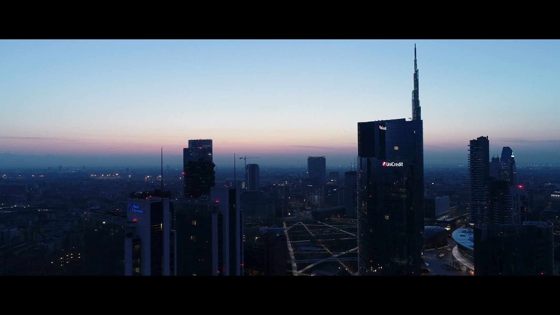 MILANO CASA GROUP - ISTITUZIONALE