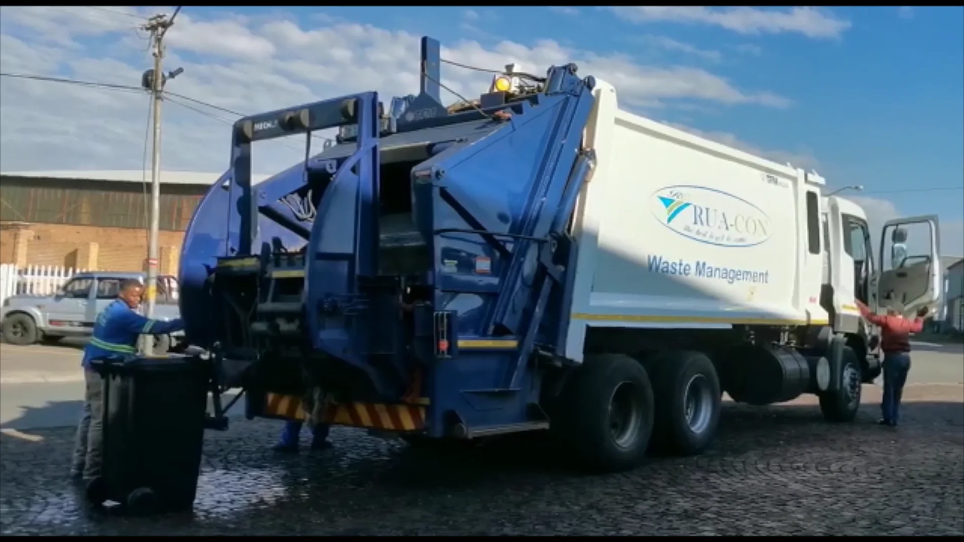 Wheelie Bins 240 LT – Durban delivery ONLY – Just Plastics