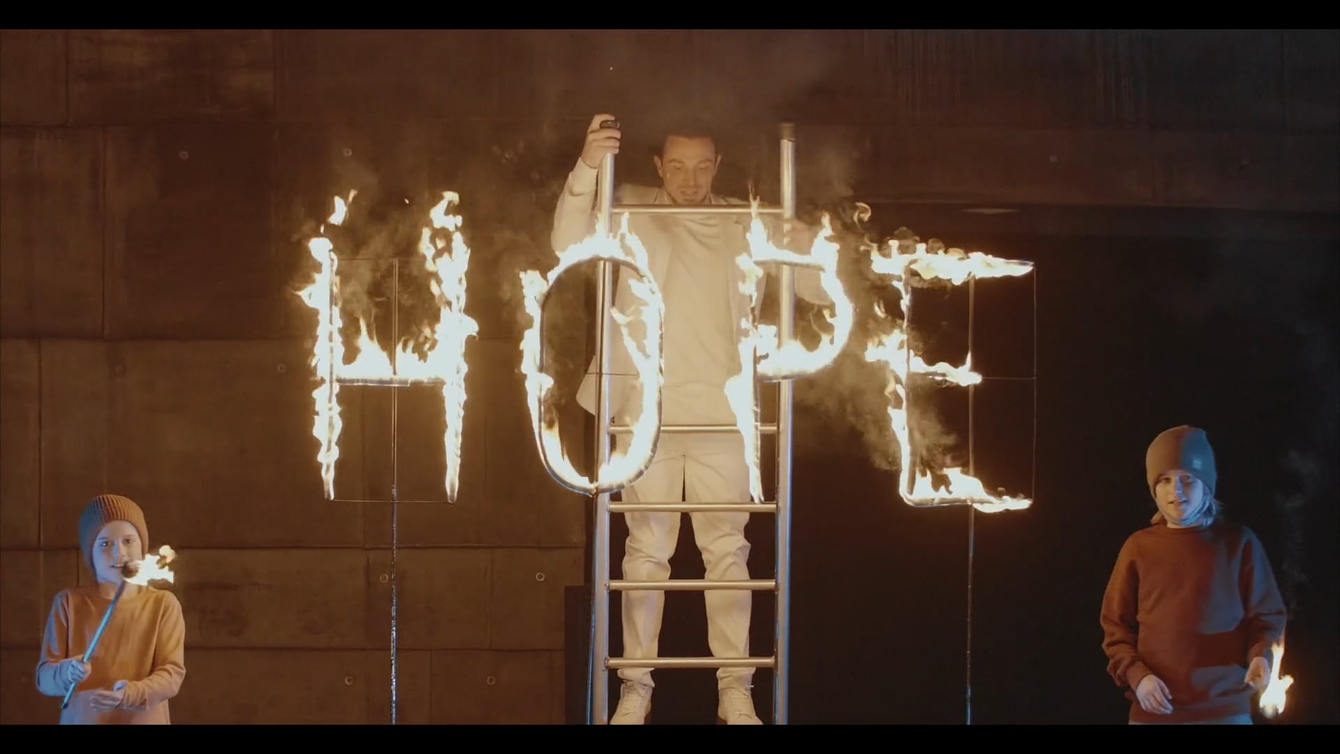 HOPE trailer (Sprookjes enzo)