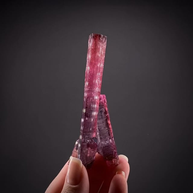 Elbaite Tourmaline var Rubellite