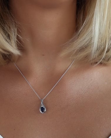 Video: 925 Silver Sapphire Diamonds Necklace Pendant Chain included