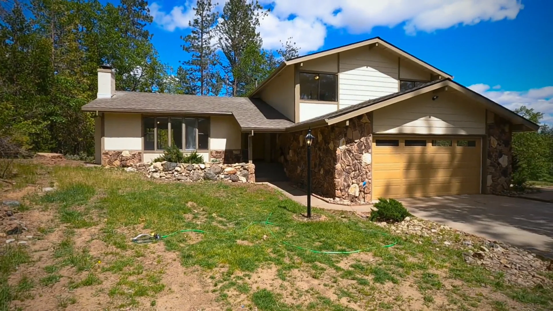 425 Crow Rd, Merlin on Vimeo