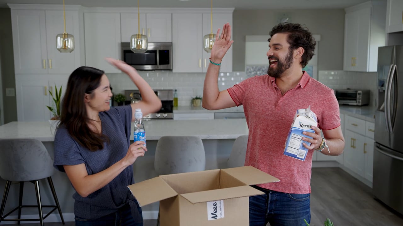 Weee! Delivery - Unboxing