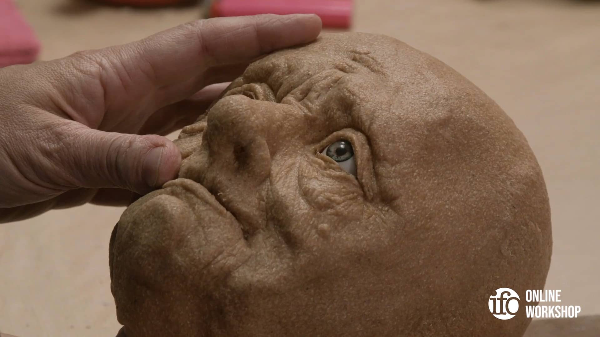 Humanarm puppet creation online, by Natacha Belova on Vimeo