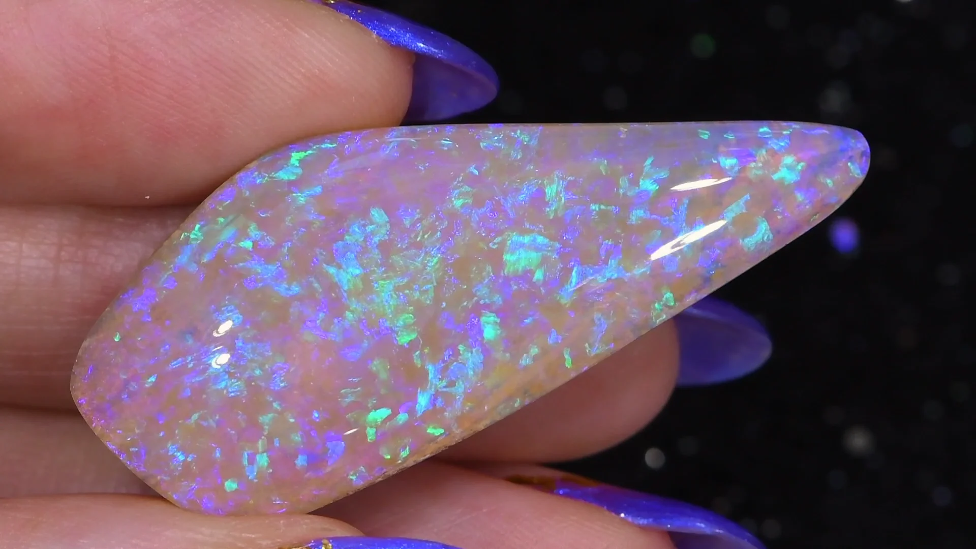 Purple Winton Crystal Boulder Opal for Pendant 31.95 ct