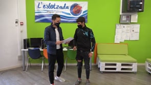 Entrega de diplomes als participants del projecte Okup'Alt