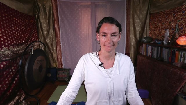 Beginner Friendly Kundalini Yoga: Low Back Love with Nabhi Kriya