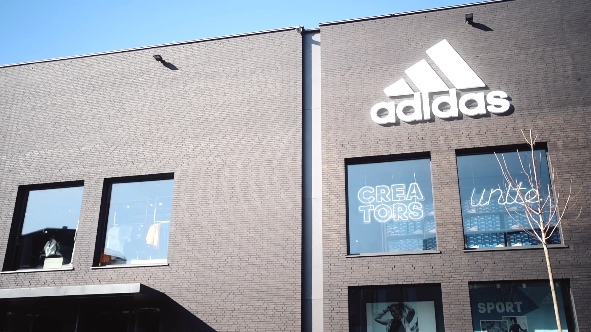 Adidas outlet o dau hotsell