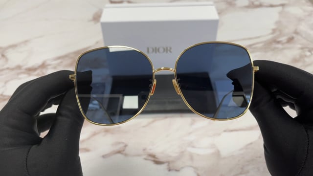Christian Dior DiorStellaire-BU CD40004U Sunglasses Women display picture 2