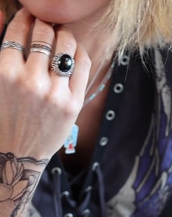 Video: Anelli Biker Onix Argento Massiccio 925
