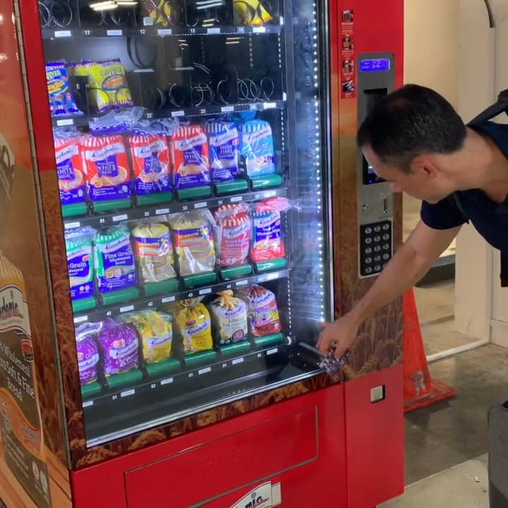 Bread Vending Machine in Singapore on Vimeo