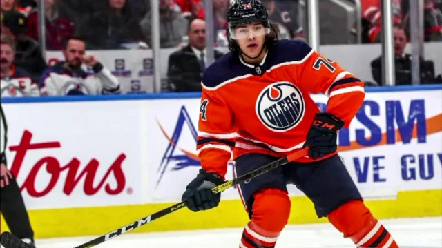 Edmonton Oilers GM angry with racist comments targeted at First Nation  defenseman Ethan Bear, 'a tremendous role model' - ESPN