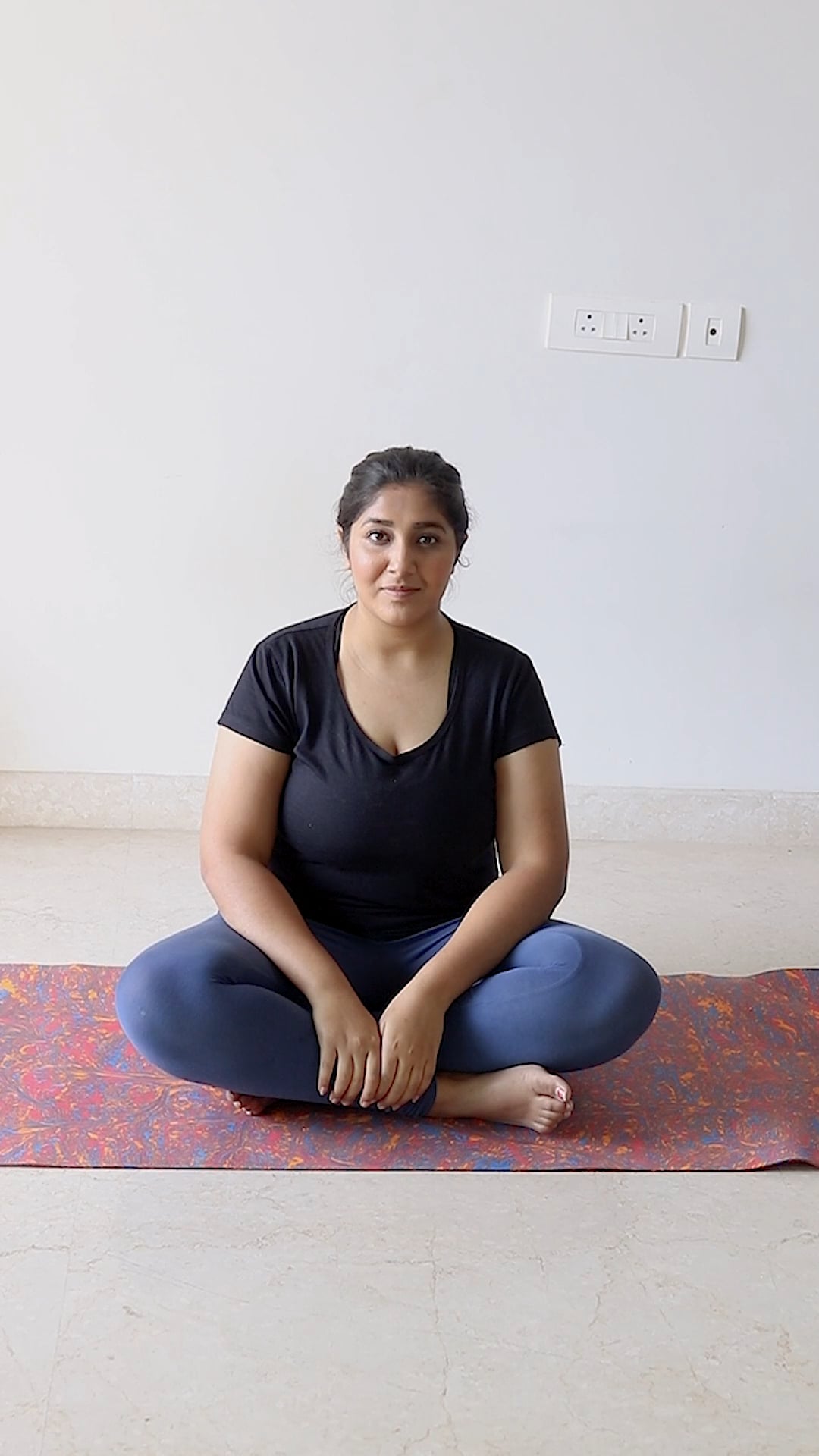 Indian Desi Big boob girl making Yoga